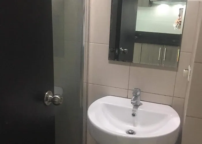 A Fully Furnished @ Will Tower Qc Apartment *